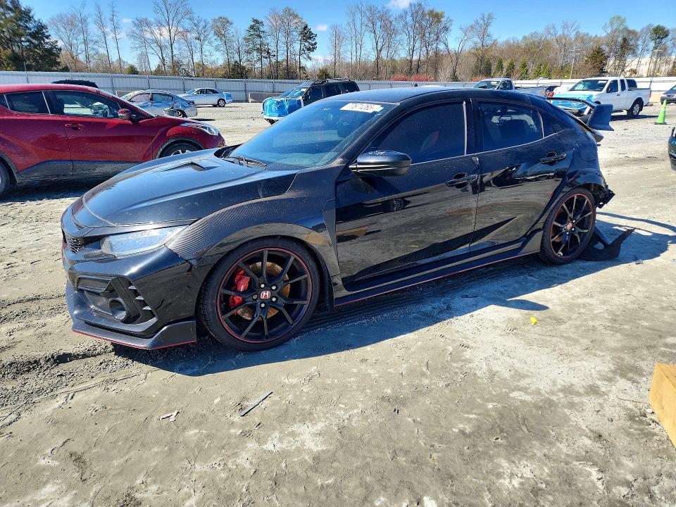 HONDA CIVIC 2018 with VIN SHHFK8G75JU200170 - Photo from auction