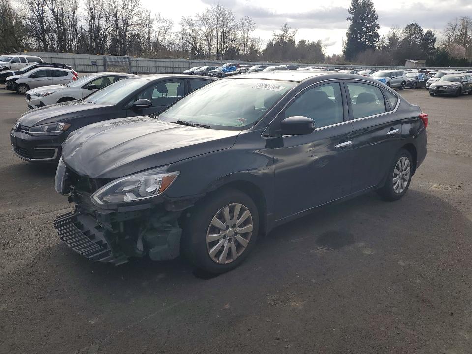 NISSAN SENTRA 2017 with VIN 3N1AB7AP8HY371396 - Photo from auction