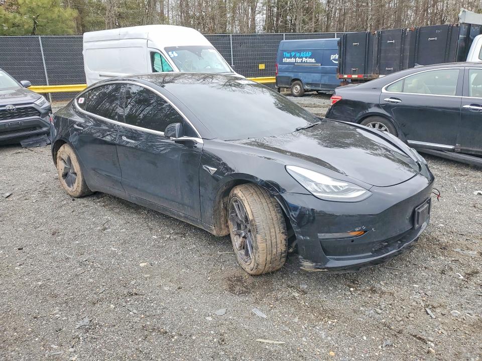 Photo 4 from auction – 2019 TESLA MODEL 3 with VIN 5YJ3E1EA3KF398444