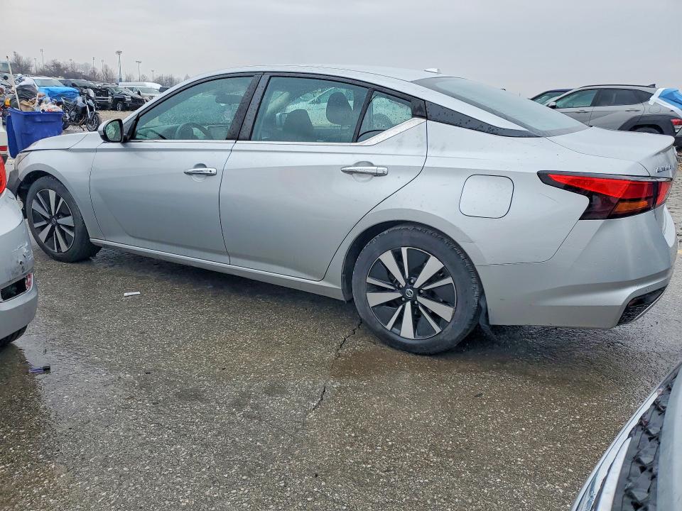 Photo 2 from auction – 2021 NISSAN ALTIMA with VIN 1N4BL4DV2MN341203