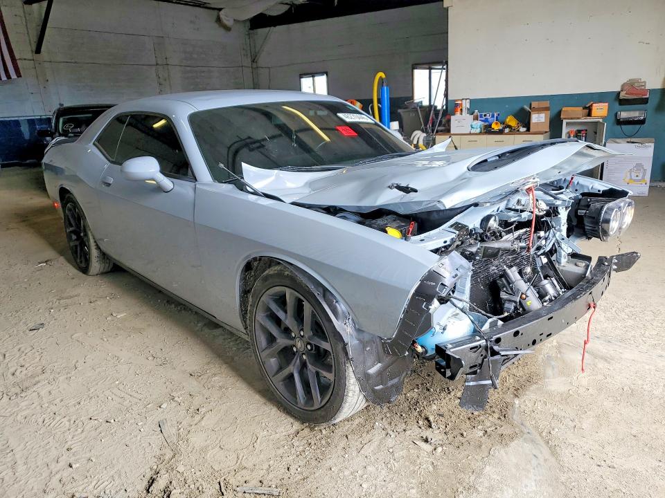 Photo 4 from auction – 2021 DODGE CHALLENGER with VIN 2C3CDZJG7MH573808