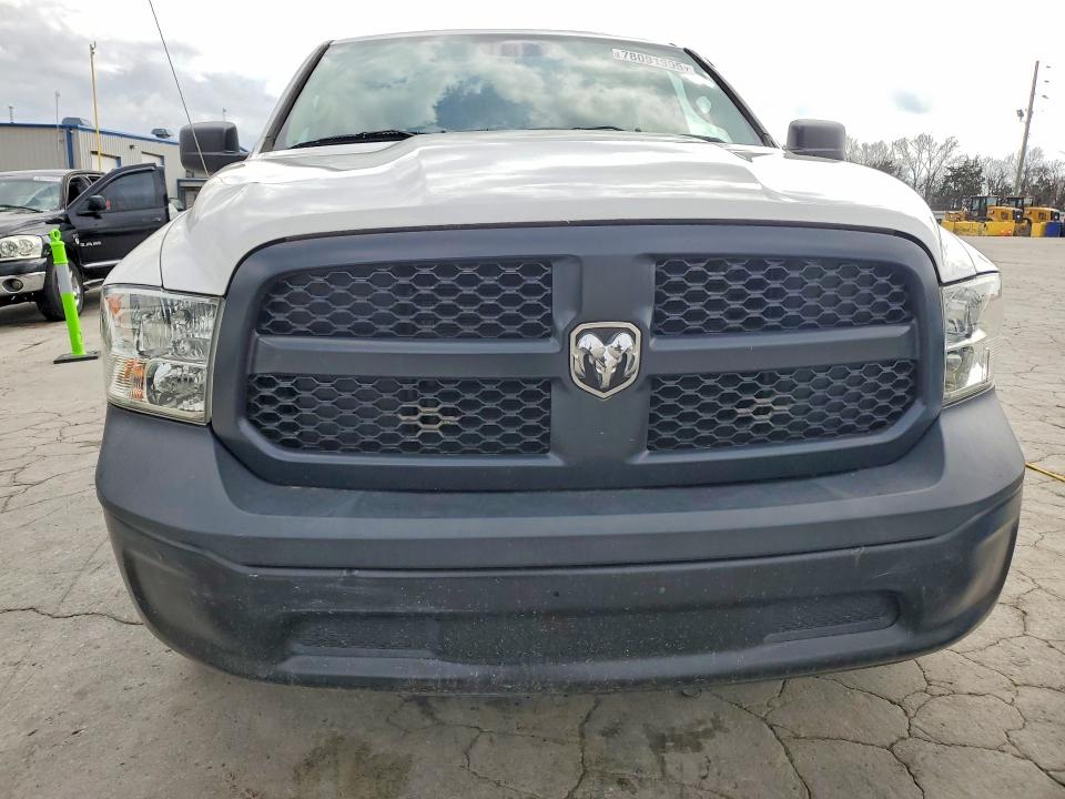 Photo 5 from auction – 2019 RAM 1500 CLASSIC with VIN 1C6RR7ST3KS553799