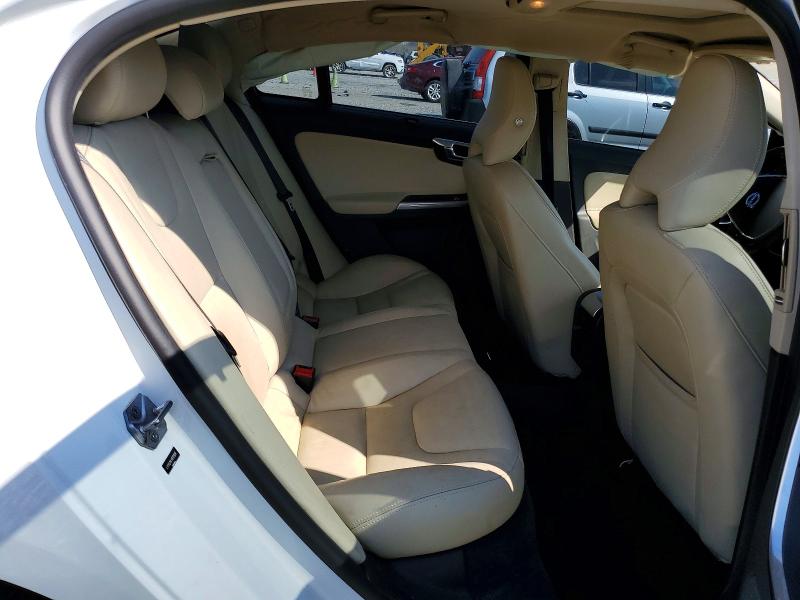 Photo 10 from auction – 2017 VOLVO S60 with VIN LYV402HK1HB129298