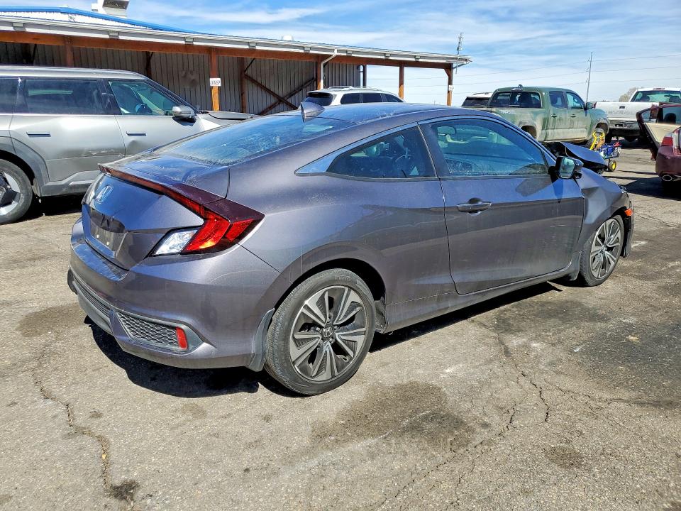 Photo 3 from auction – 2016 HONDA CIVIC with VIN 2HGFC3B37GH353336