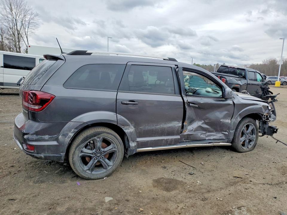 Photo 3 from auction – 2020 DODGE JOURNEY with VIN 3C4PDCGB4LT272425