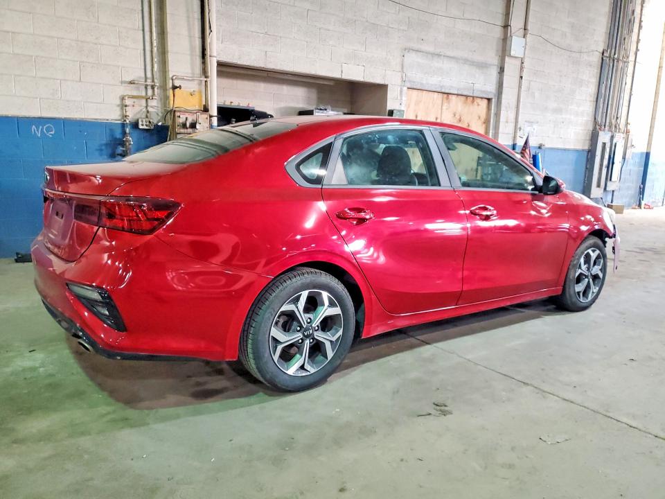 Photo 3 from auction – 2019 KIA FORTE with VIN 3KPF24AD6KE061361