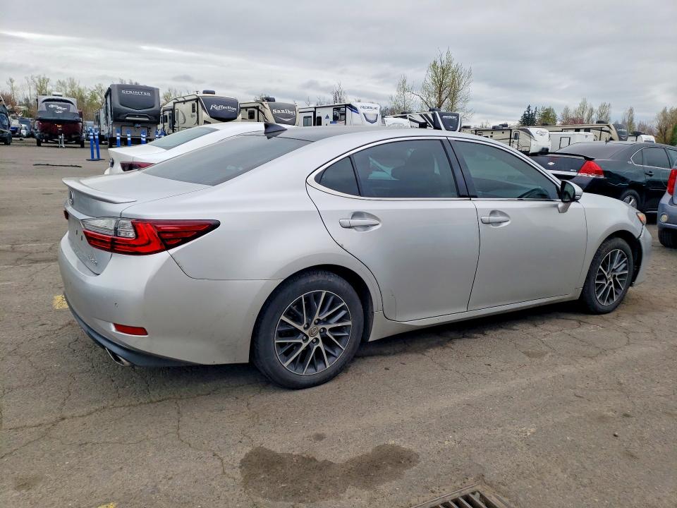 Photo 3 from auction – 2017 LEXUS ES 350 with VIN 58ABK1GG4HU058732