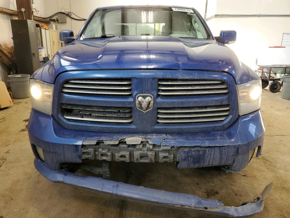 صورة رقم 5 من المزاد - 2015 RAM TRUCKS 1500 مع VIN 1C6RR7MT8FS537648