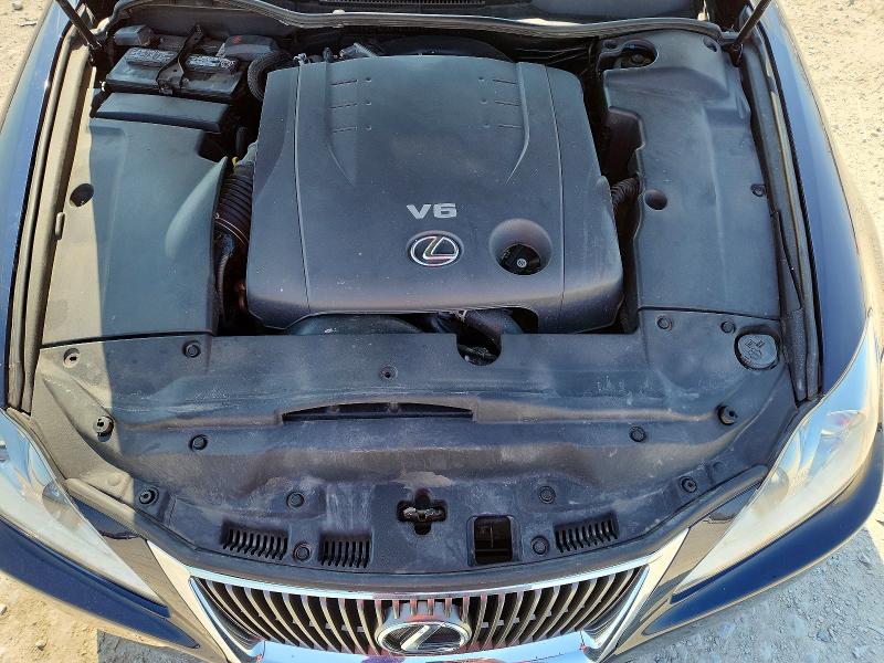 Photo 11 from auction – 2010 LEXUS IS 250 with VIN JTHCF5C29A2033993
