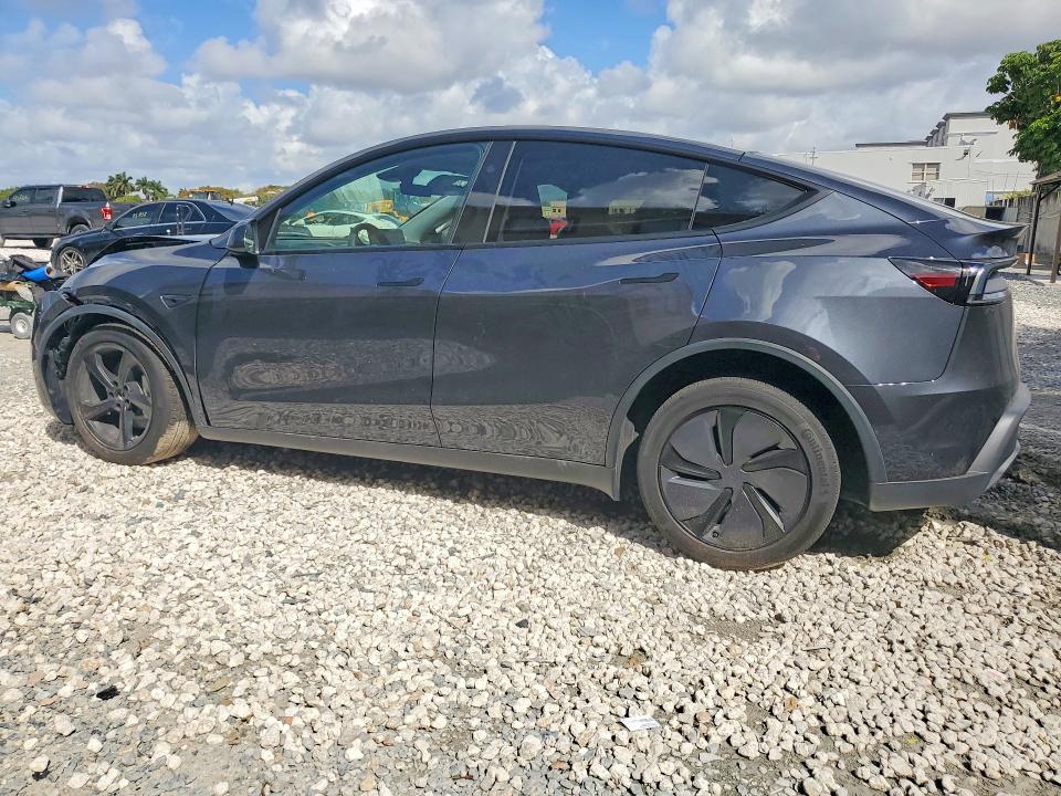 Photo 2 from auction – 2026 TESLA MODEL Y with VIN 7SAYGDED5TF387297