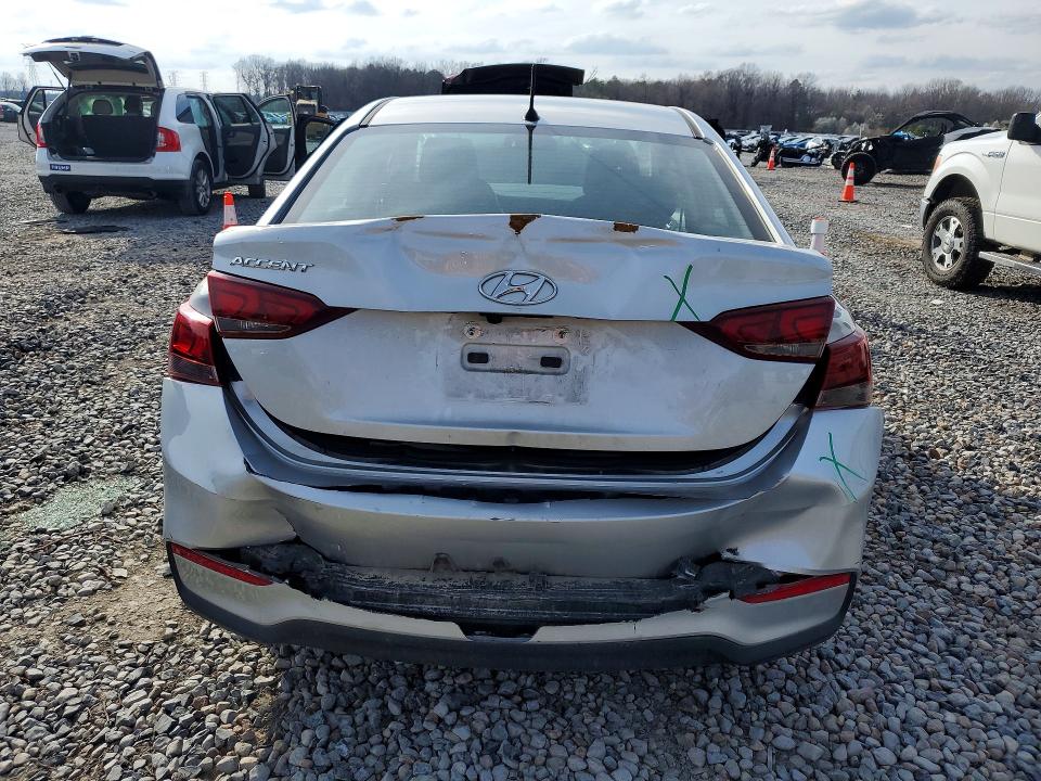 Photo 6 from auction – 2018 HYUNDAI ACCENT with VIN 3KPC24A31JE029085