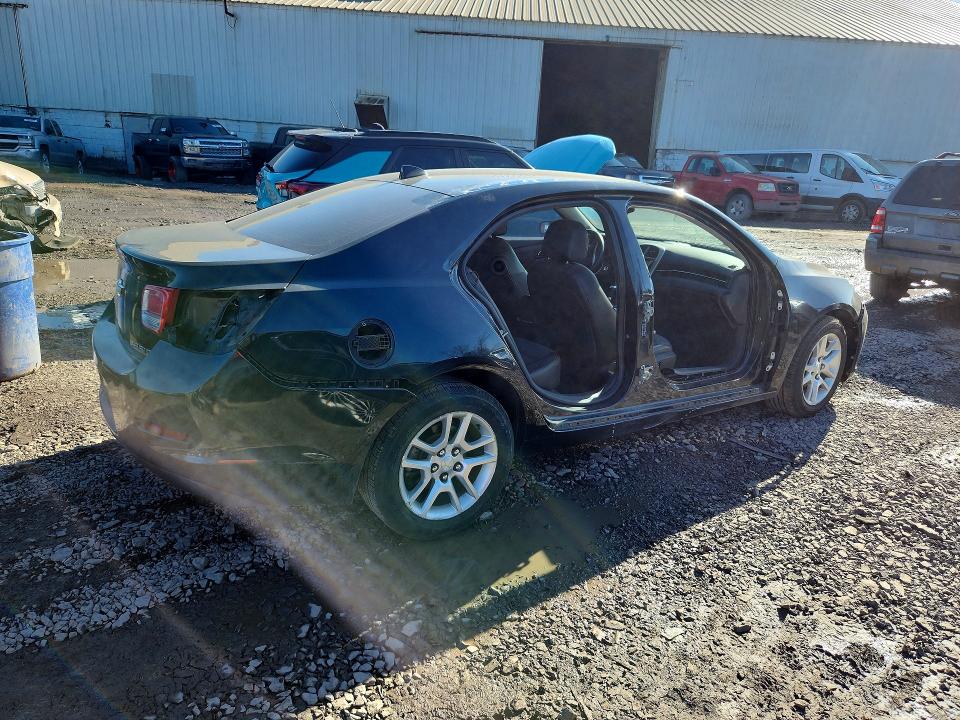 Photo 3 from auction – 2013 CHEVROLET MALIBU with VIN 1G11C5SA0DF256066