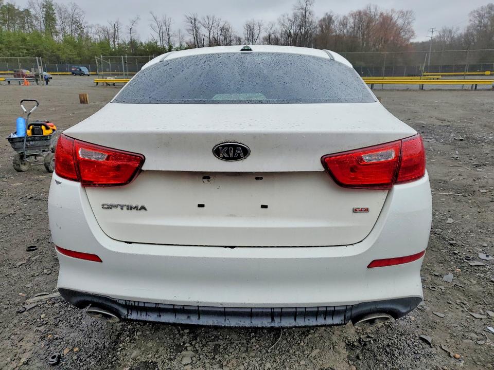 Photo 6 from auction – 2015 KIA OPTIMA with VIN KNAGM4A71F5643651