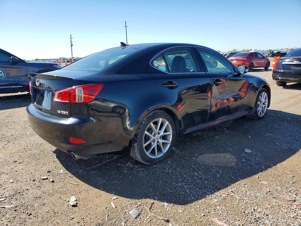Photo 3 from auction – 2011 LEXUS IS 250 with VIN JTHBF5C25B5134279
