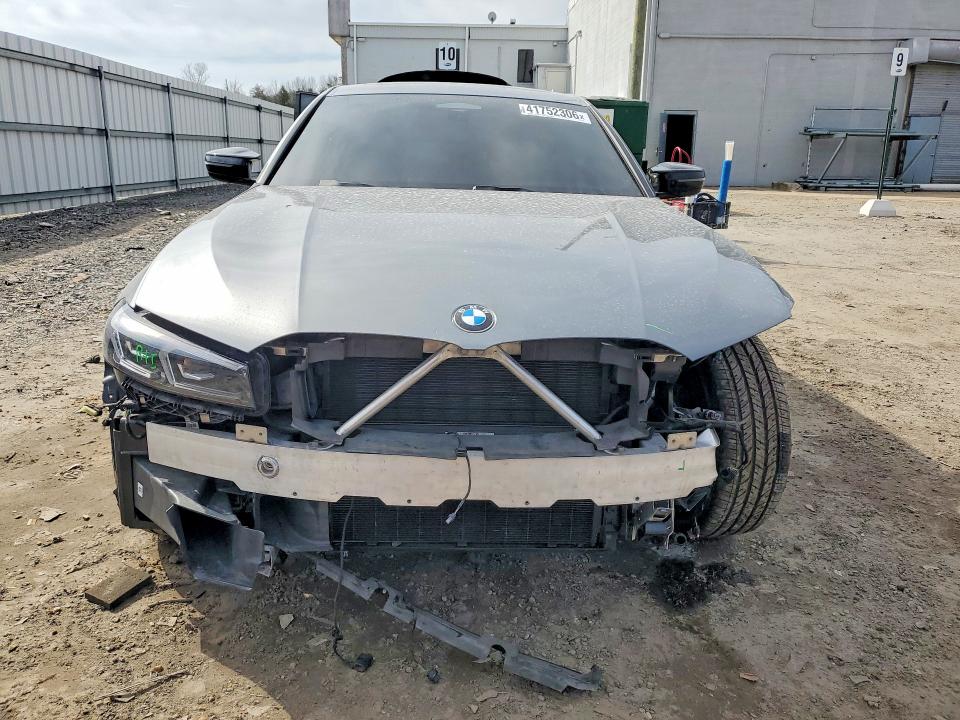 Photo 5 from auction – 2023 BMW M340XI with VIN 3MW49FF06P8C99122