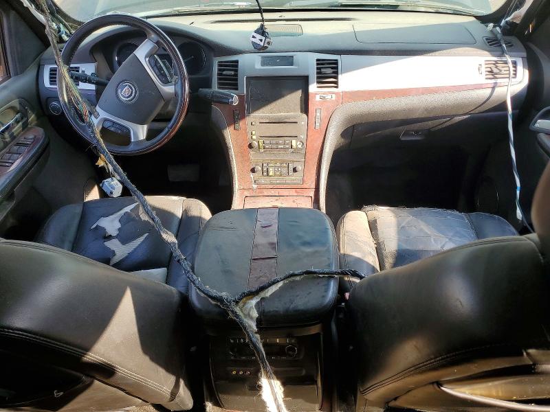Photo 8 from auction – 2007 CADILLAC ESCALADE with VIN 1GYFK668X7R181774