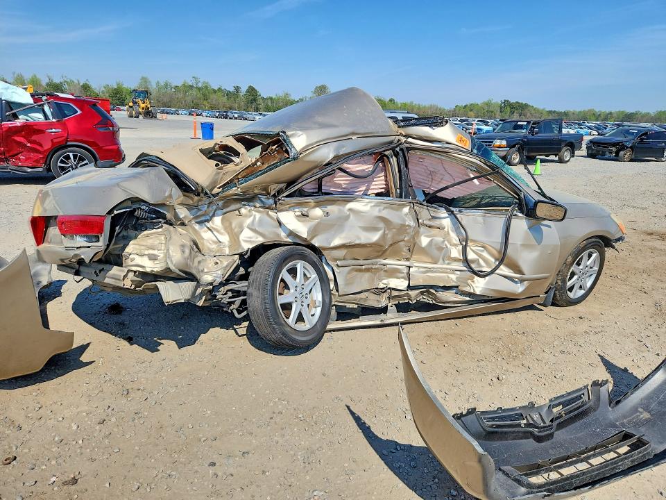 Photo 3 from auction – 2003 HONDA ACCORD with VIN 1HGCM665X3A101960