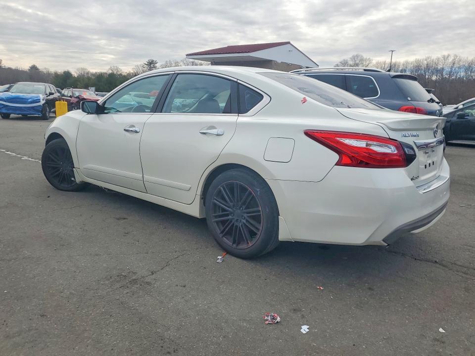 Photo 2 from auction – 2016 NISSAN ALTIMA with VIN 1N4AL3AP3GC270332