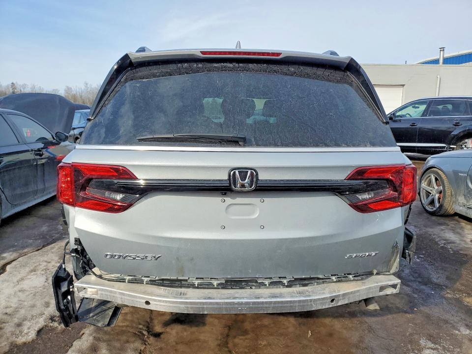 Photo 6 from auction – 2025 HONDA ODYSSEY with VIN 5FNRL6H73SB500919