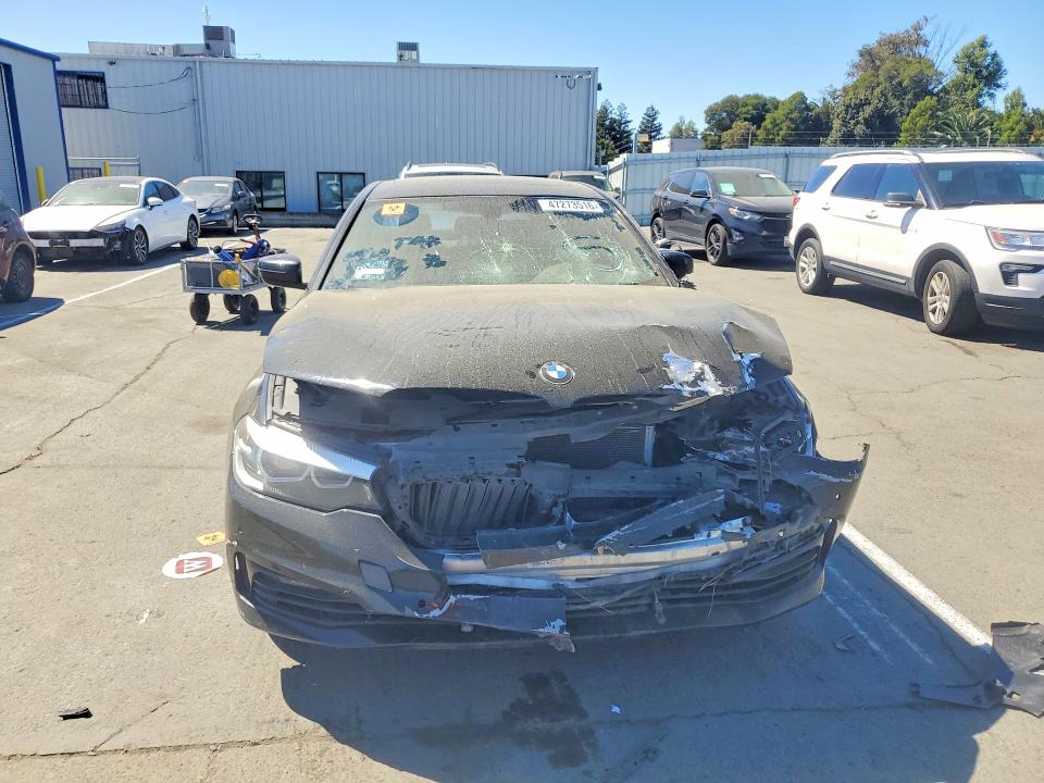 Photo 5 from auction – 2018 BMW 530 with VIN WBAJA5C50JWA36940