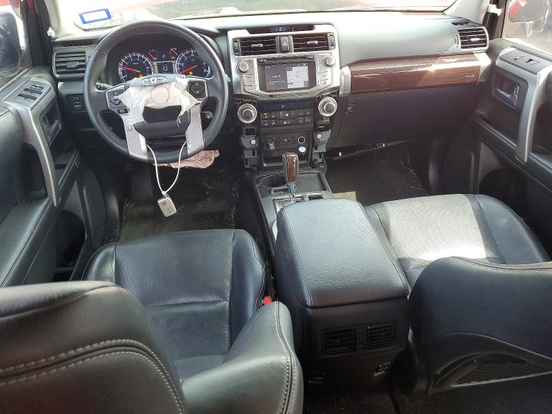 Photo 8 from auction – 2018 TOYOTA 4RUNNER with VIN JTEZU5JR4J5191105