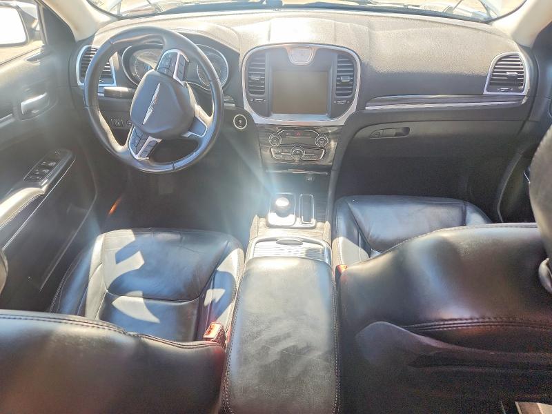 Photo 8 from auction – 2016 CHRYSLER 300 with VIN 2C3CCARG3GH270506