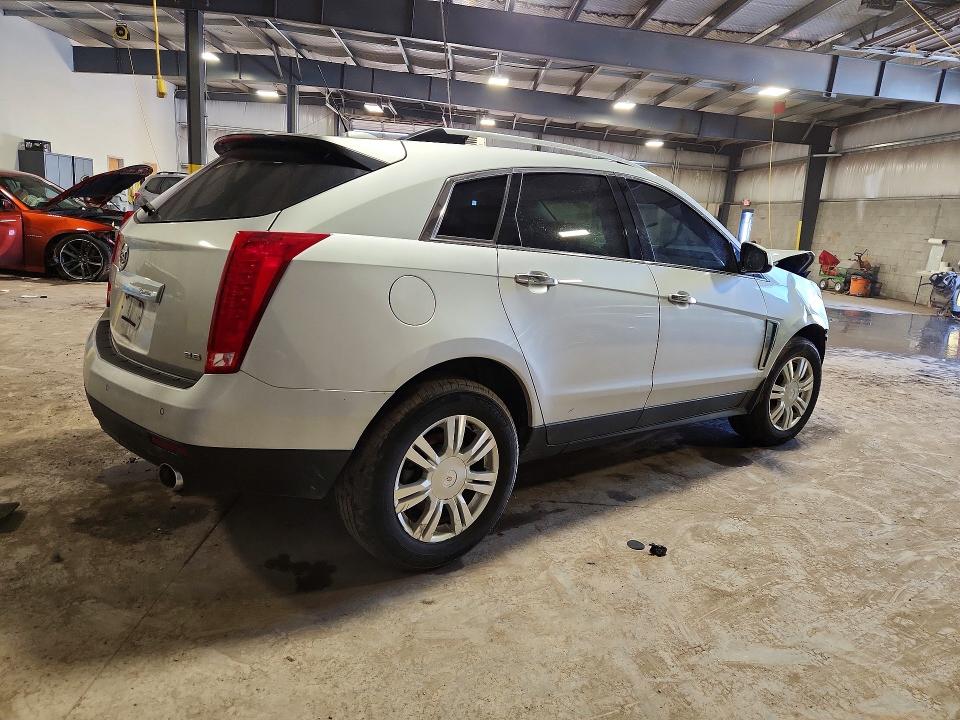 Photo 3 from auction – 2015 CADILLAC SRX with VIN 3GYFNBE31FS621799