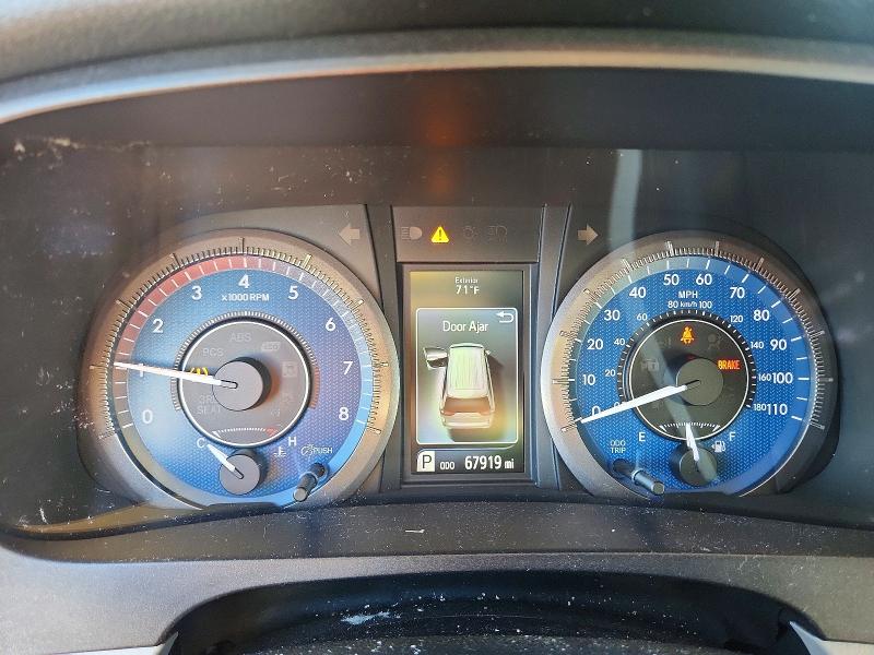 Photo 9 from auction – 2017 TOYOTA SIENNA with VIN 5TDYZ3DC9HS861216
