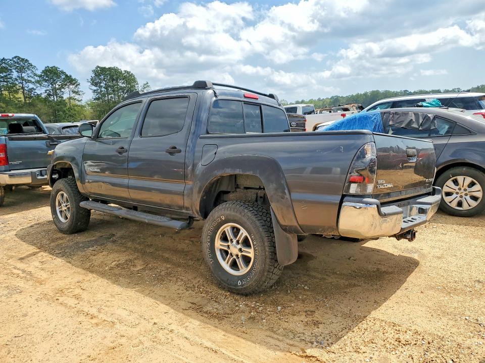Photo 2 from auction – 2010 TOYOTA TACOMA with VIN 3TMLU4EN7AM048526