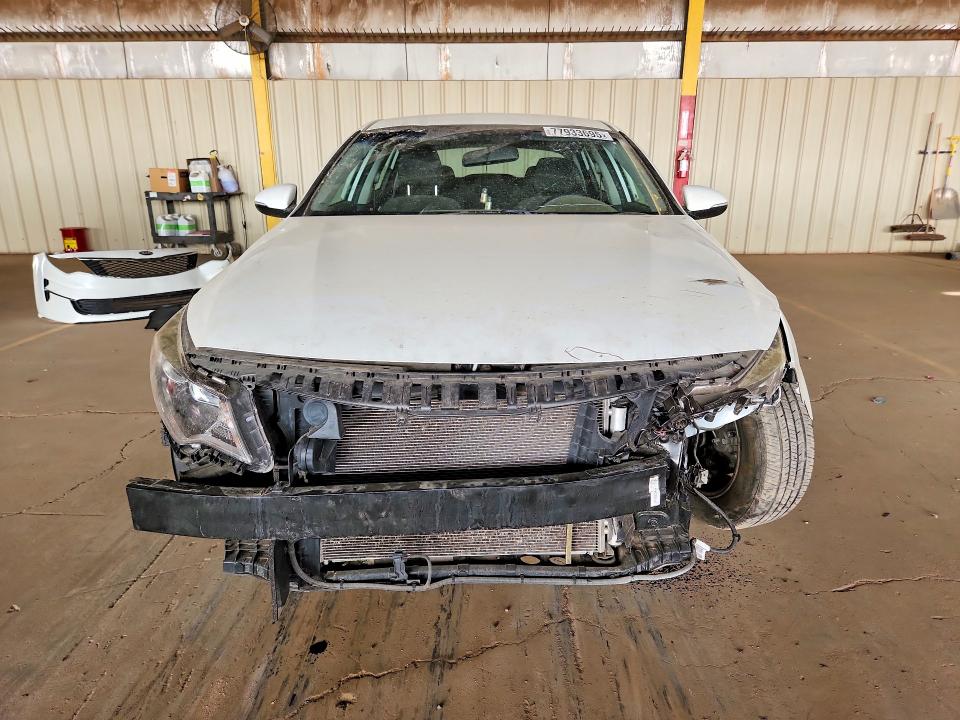 Photo 5 from auction – 2018 KIA OPTIMA with VIN 5XXGT4L39JG264093