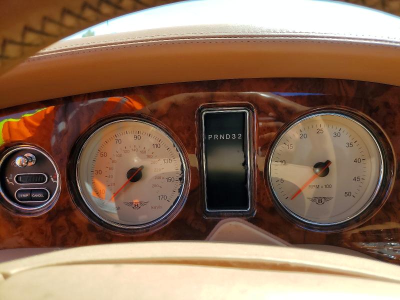 Фото 9 с аукциона – 2000 BENTLEY ARNAGE с VIN SCBLC31E8YCX04301