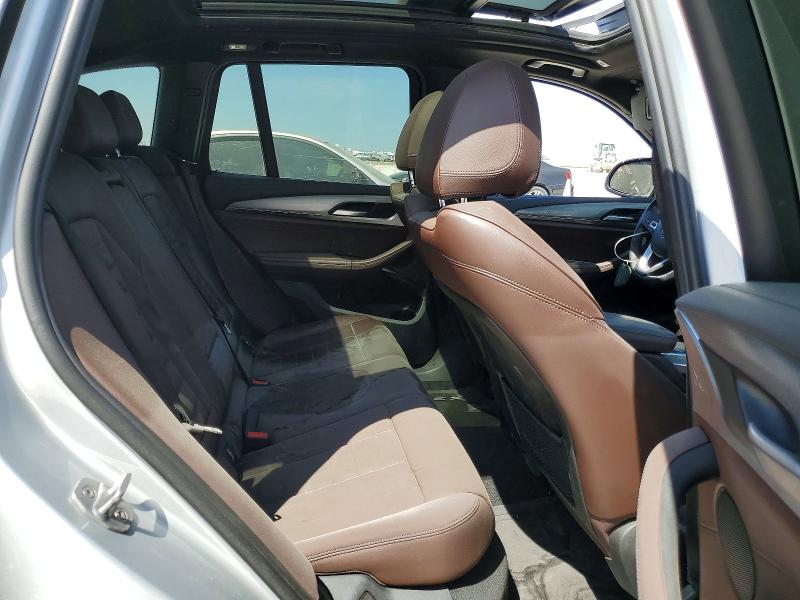 Photo 11 from auction – 2019 BMW X3 with VIN 5UXTR7C53KLE94361