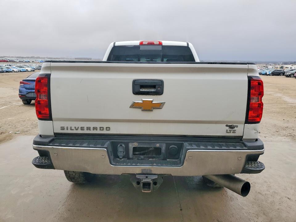 Photo 6 from auction – 2015 CHEVROLET SILVERADO with VIN 1GC1KWE80FF504456