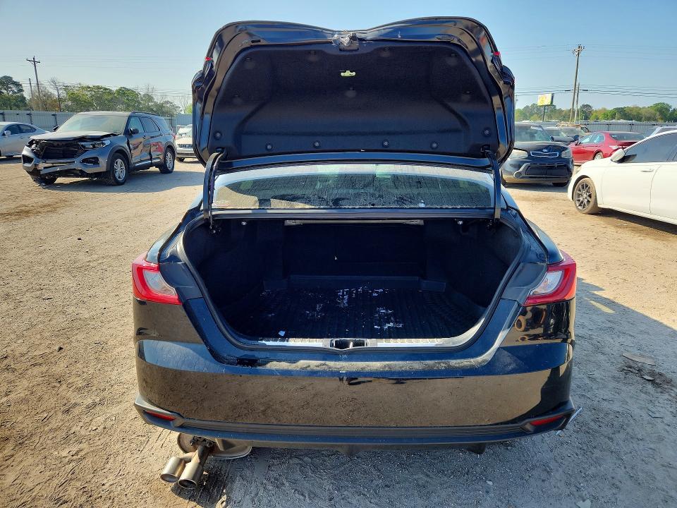 Photo 6 from auction – 2025 TOYOTA CAMRY with VIN 4T1DAACK1SU151342