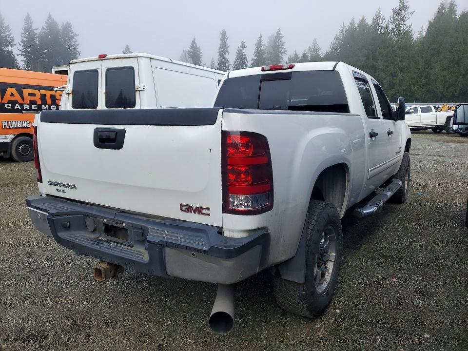Photo 3 from auction – 2007 GMC SIERRA with VIN 1GTHK23617F550355