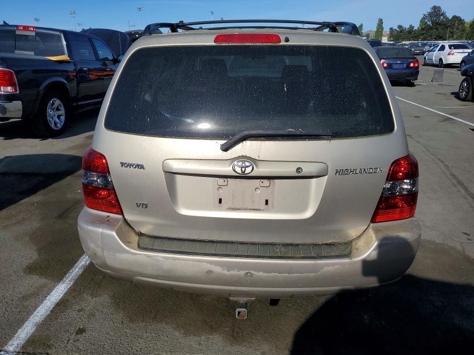 Photo 6 from auction – 2004 TOYOTA HIGHLANDER with VIN JTEDP21A640039421