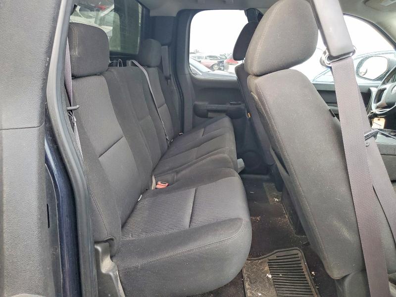 Photo 10 from auction – 2011 CHEVROLET SILVERADO with VIN 1GCRKSE31BZ264469