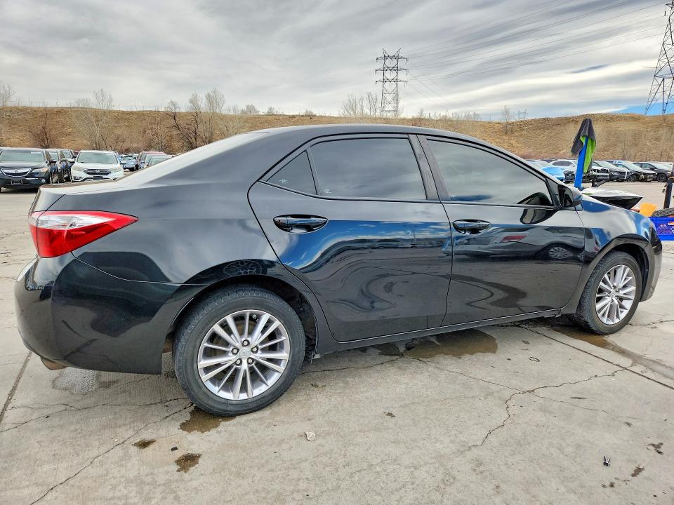 Photo 3 from auction – 2015 TOYOTA COROLLA with VIN 5YFBURHE5FP306191