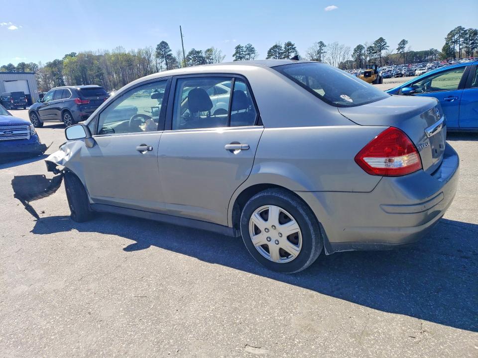 Photo 2 from auction – 2009 NISSAN VERSA with VIN 3N1BC11E29L365492