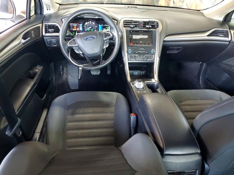 Zdjęcie 8 z aukcji – 2019 FORD FUSION z VIN 3FA6P0LU1KR158201