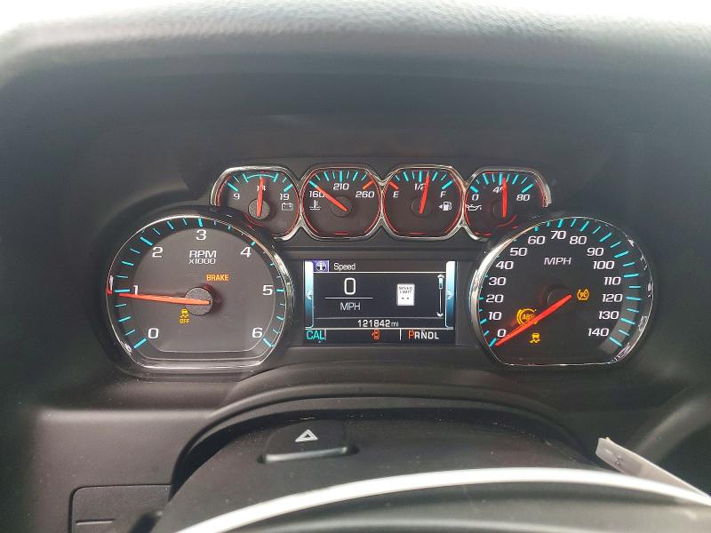Photo 9 from auction – 2017 CHEVROLET SUBURBAN with VIN 1GNSKHKC1HR199017