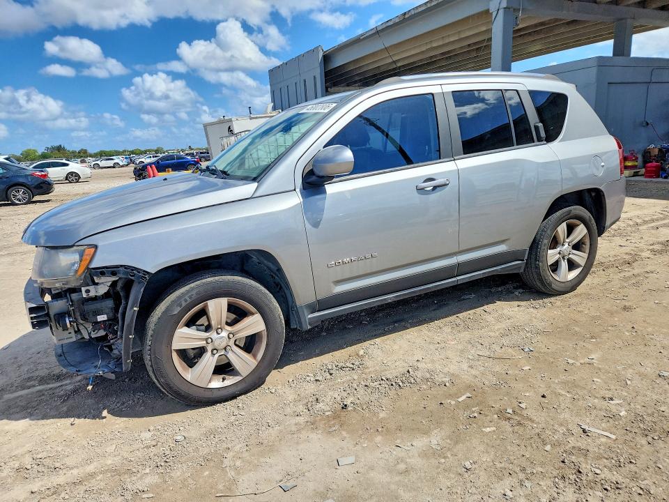 JEEP COMPASS 2015 with VIN 1C4NJCEA2FD110717 - Photo from auction