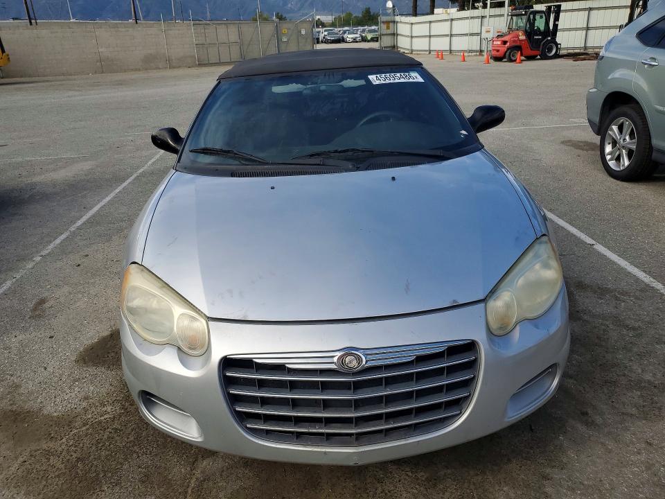 صورة رقم 5 من المزاد - 2004 CHRYSLER SEBRING مع VIN 1C3EL75R44N338270