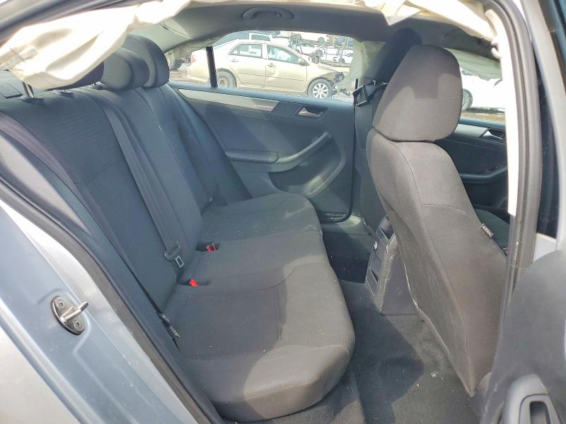 Photo 10 from auction – 2015 VOLKSWAGEN JETTA with VIN 3VW2K7AJXFM274294