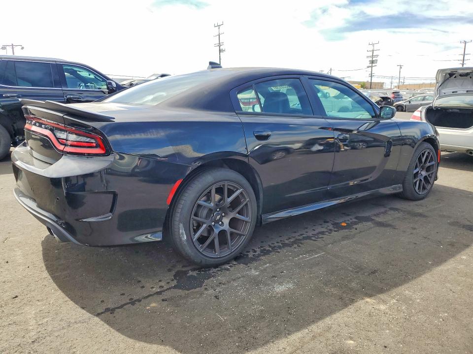 Photo 3 from auction – 2017 DODGE CHARGER with VIN 2C3CDXCT2HH545774