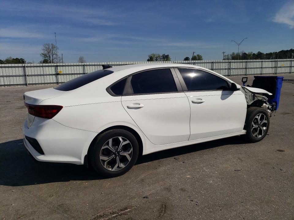 Photo 3 from auction – 2020 KIA FORTE with VIN 3KPF24AD4LE237082