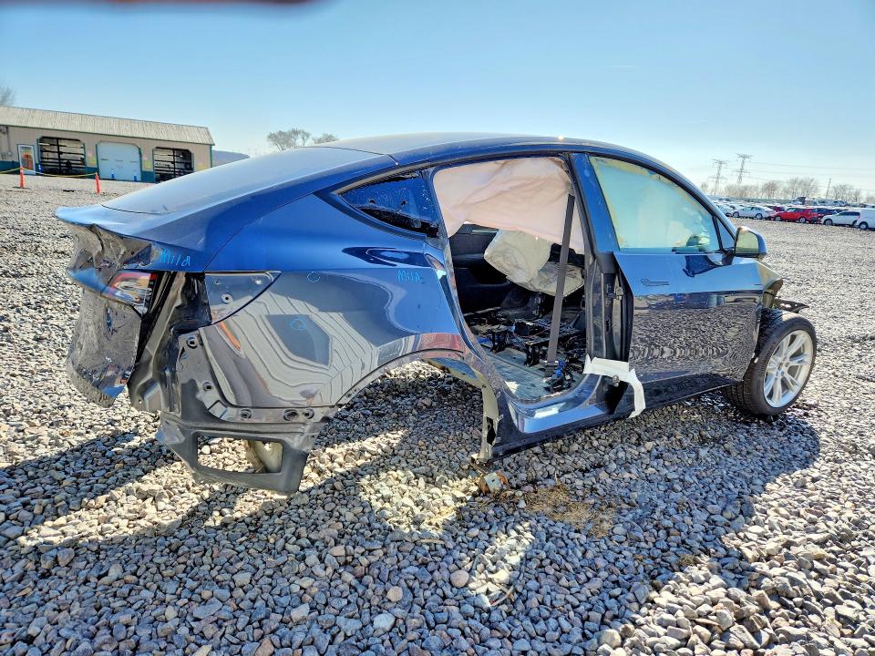 Foto 3 de la subasta – 2022 TESLA MODEL Y con VIN 7SAYGDEE1NA015609