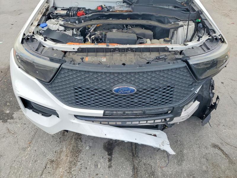 Photo 12 from auction – 2021 FORD EXPLORER with VIN 1FM5K8AW8MNA05971