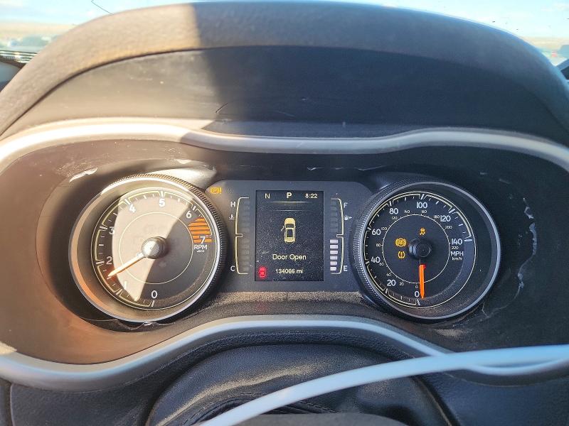 Photo 9 from auction – 2016 JEEP CHEROKEE with VIN 1C4PJMCBXGW271137
