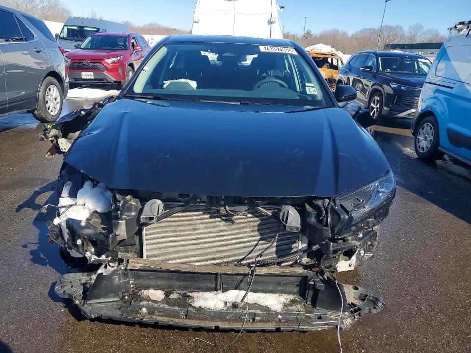 Photo 5 from auction – 2025 TOYOTA CAMRY with VIN 4T1DAACK4SU034645